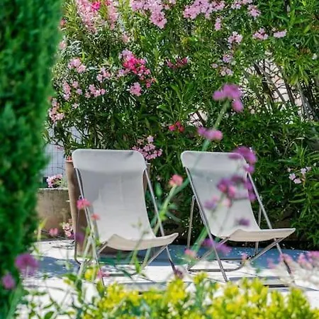 Appartement A 2 Pas Du Port Avec Piscine