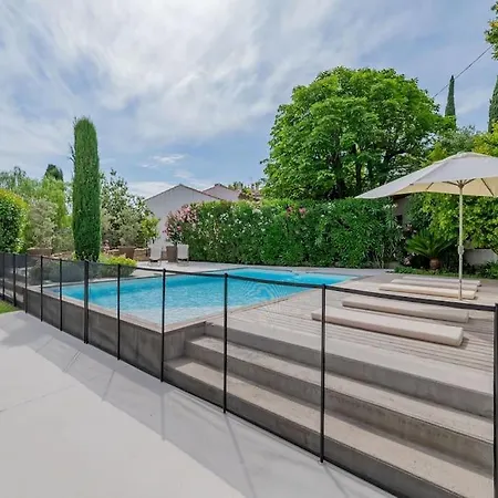A 2 Pas Du Port Avec Piscine Appartement *
