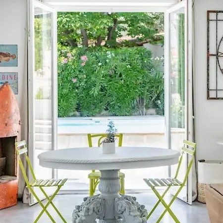 Appartement A 2 Pas Du Port Avec Piscine Cassis